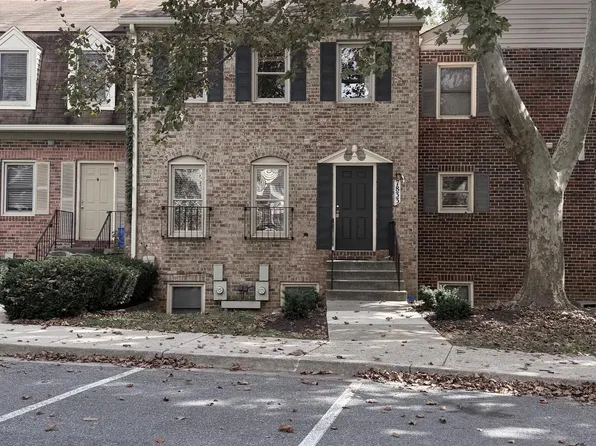 7833 Coddle Harbor Ln #28, Potomac, MD 20854