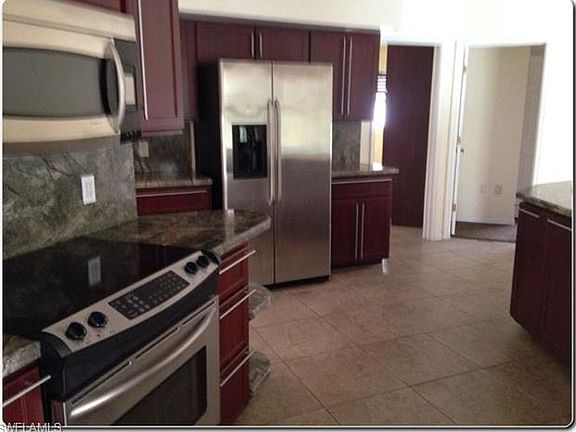 5th image of 251 White Marsh Ln
