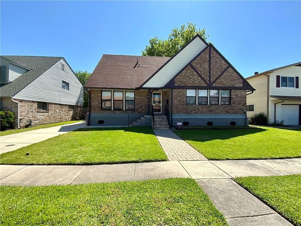 1st image of 315 Bienville Dr