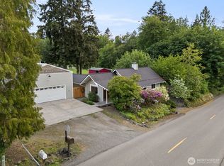 6096 E Collins Rd, Pt Orchard, WA 98366