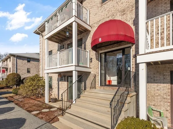 8 Kenmar Dr Unit 72, Billerica, MA 01821
