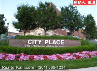 3515 City Pl, Edgewater, NJ 07020