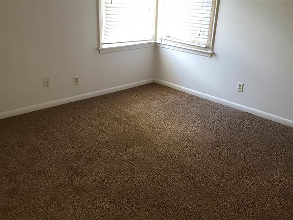 3rd image of 509 E Mesa Dr