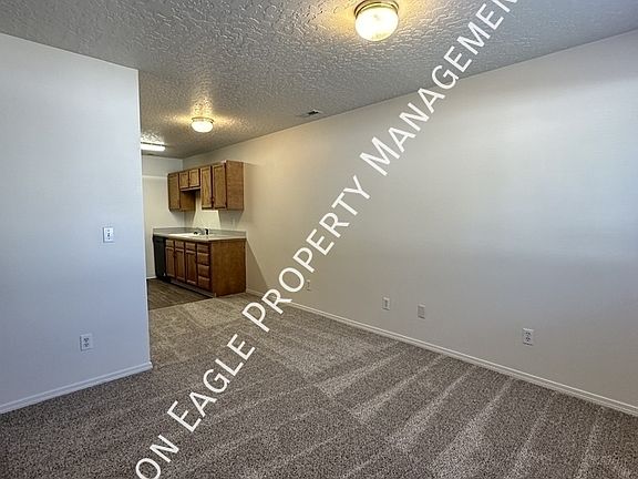 3rd image of 218 Delaware Ave APT B