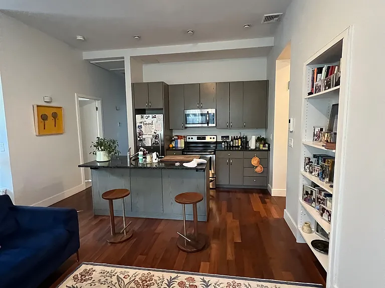 557 Columbus Ave #303 — Photo 4