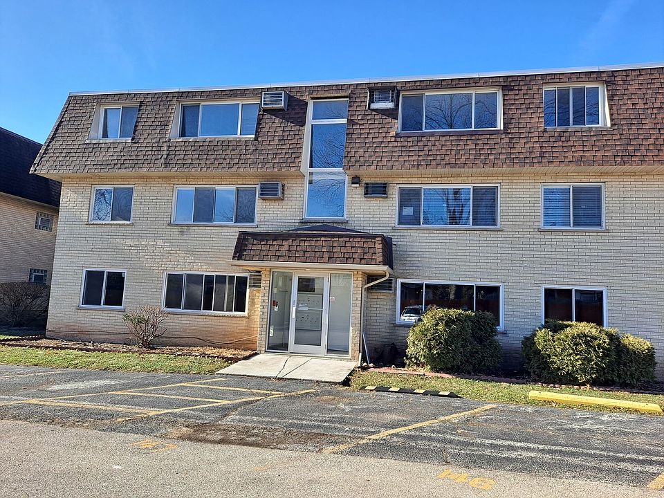 1st image of 8810 Briar Ct APT 2C