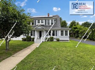 11 E Dunstable Rd, Nashua, NH 03060