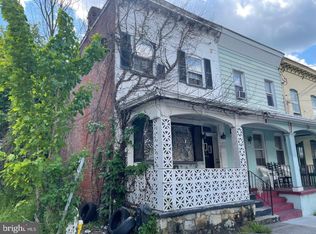 9 Jarvis Pl, Trenton, NJ 08618