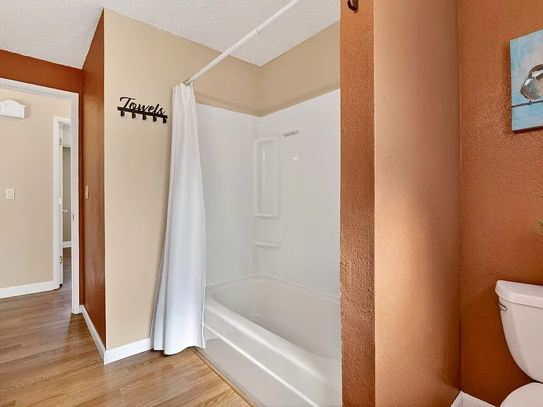 640 Stonehill Dr — Photo 27