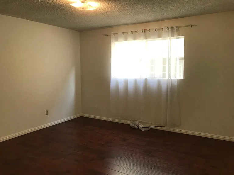 1410 Stevens Ave #2 — Photo 14