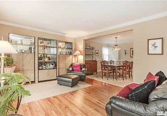 4th image of 5 Deland St
