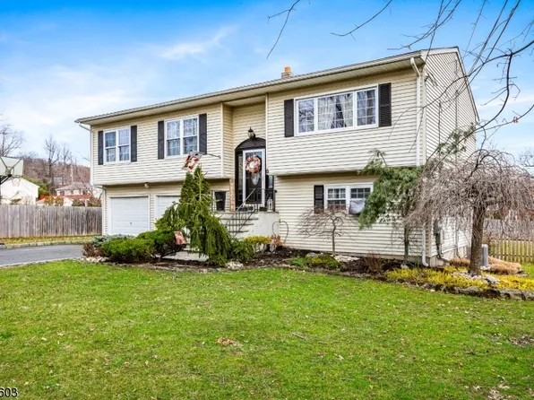 6 Lexington Ave, Bridgewater Twp., NJ 08805