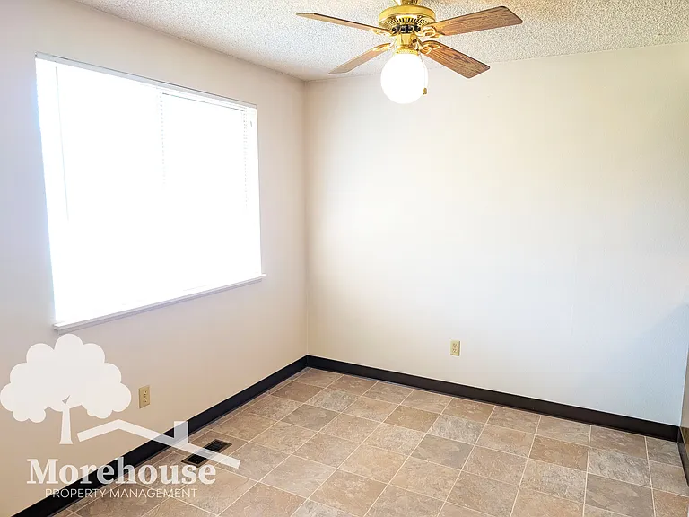 2054 S Colorado Ave — Photo 7