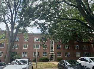 194-02 67th Ave FLOOR 1, Fresh Meadows, NY 11365