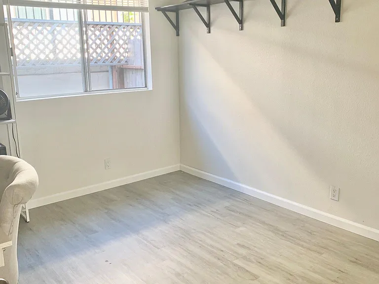 1833 Hornblend St #3 — Photo 15