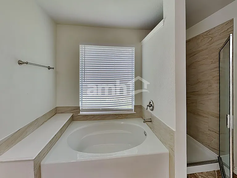 26949 Carriage Manor Ln — Photo 13