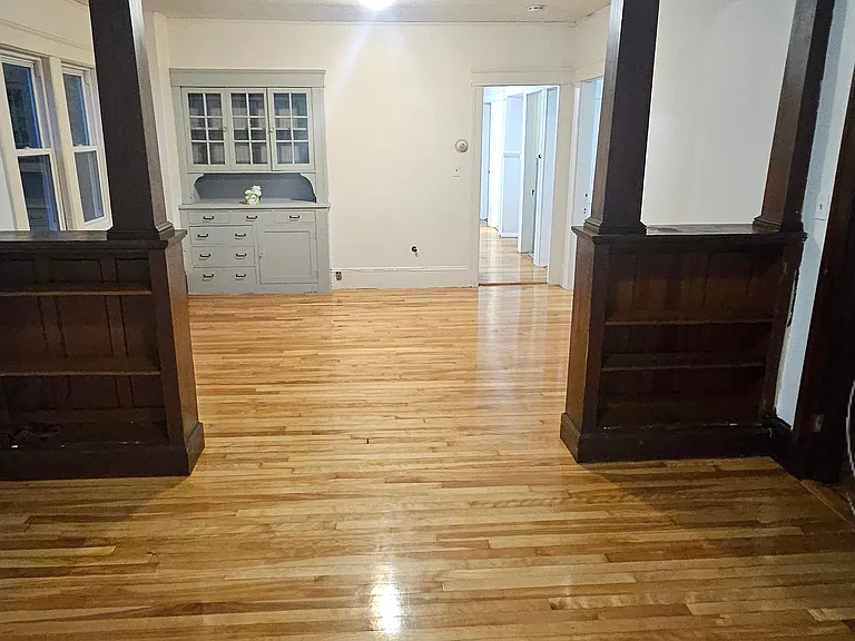 15 View St #2 — Photo 3