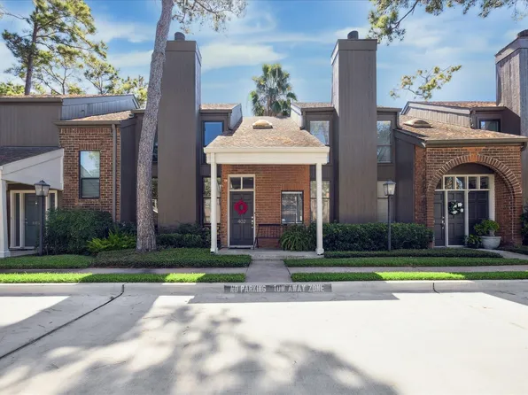 701 Bering Dr APT 402, Houston, TX 77057