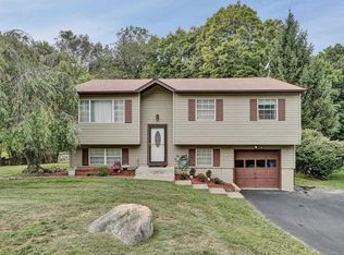 68 Crane Rd, Middletown, NY 10941