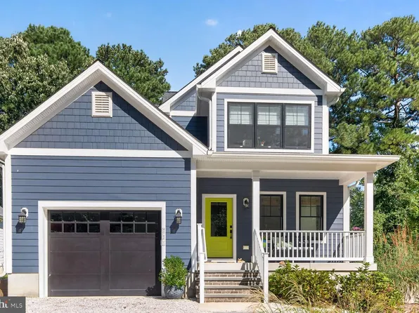 111 Chesapeake Ave, Saint Michaels, MD 21663
