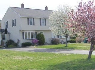 29 Harvest Rd, Uxbridge, MA 01569