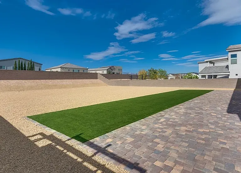 8541 S Pioneer Way — Photo 36