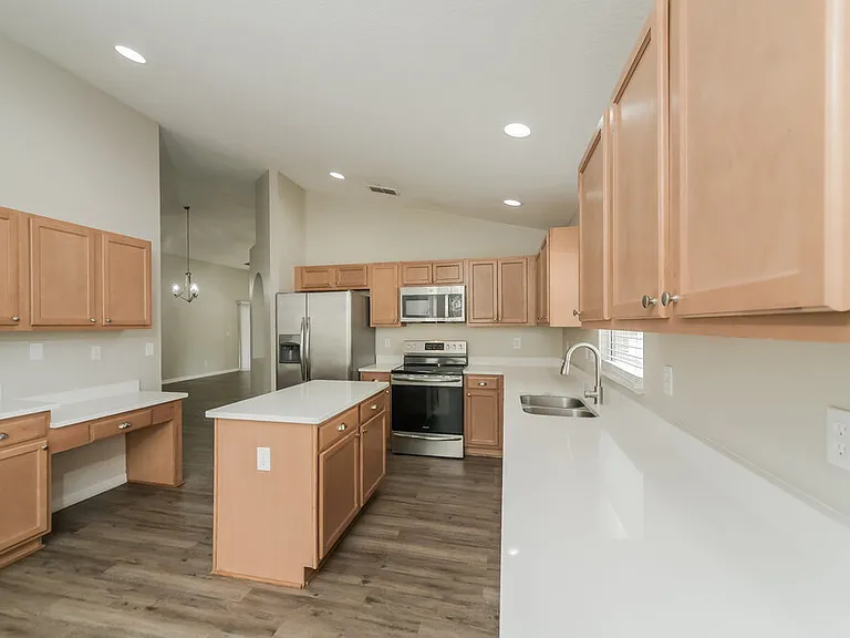 2213 Merry Rd — Photo 9
