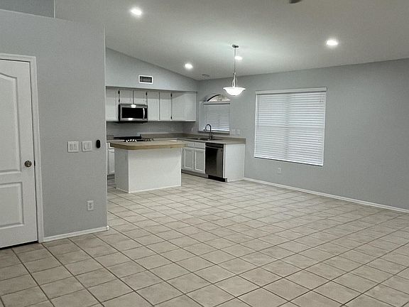 4th image of 6367 W Adobe Dr