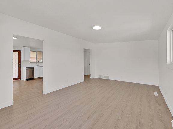 4th image of 2483 W 4975th St S