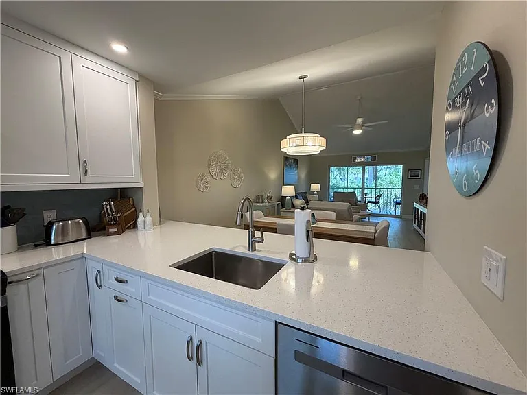 3002 Sandpiper Bay Cir #A306 — Photo 11