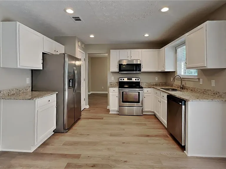 3100 Evergreen Eve Xing — Photo 6