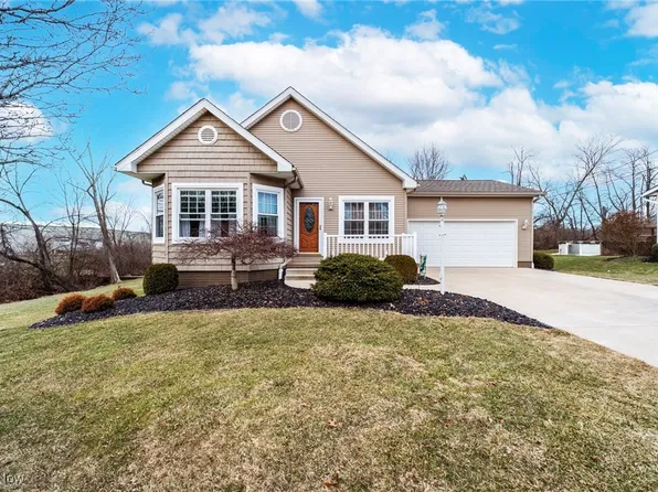 13695 NE Parkmont St, Alliance, OH 44601