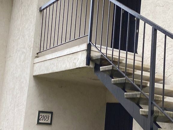 2nd image of 450 W Vermont Ave #2104