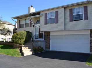 20254 S Frankfort Square Rd, Frankfort, IL 60423