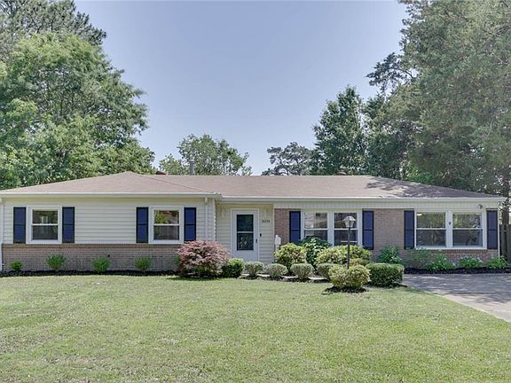 3rd image of 3609 Royal Palm Arch