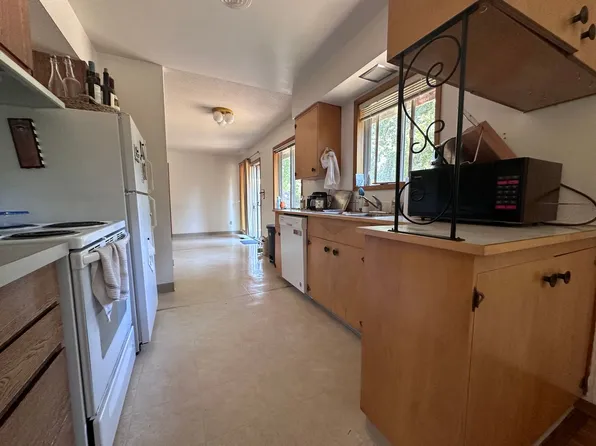 Lewis & Clark Graduate/Law Students ONLY