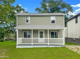 1031 Vine St, Nanty Glo, PA 15943
