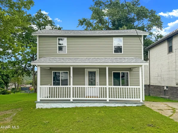 1031 Vine St, Nanty Glo, PA 15943