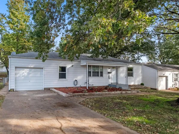 1229 Addison Dr, Saint Louis, MO 63137