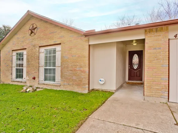 420 Palo Duro Cir, Saginaw, TX 76179