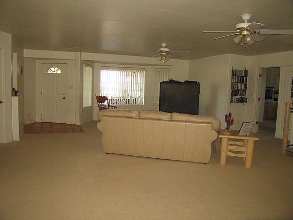 4th image of 10026 N 171st Dr