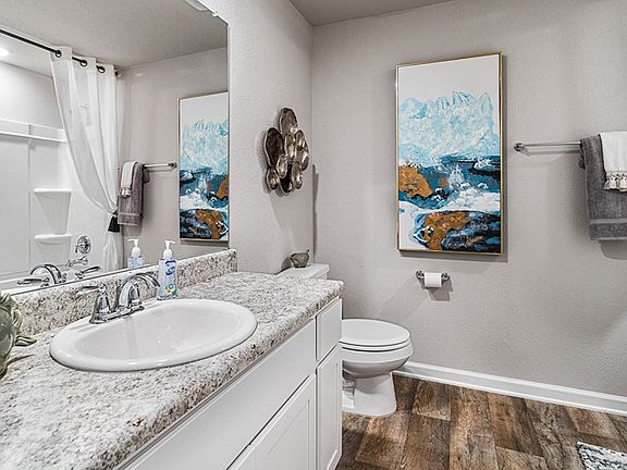 3rd image of 3516 Shoshoni Dr