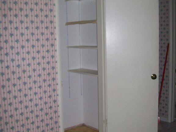 Walk in Closet