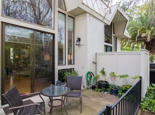 1252 Singingwood Ct APT 2, Walnut Creek, CA 94595