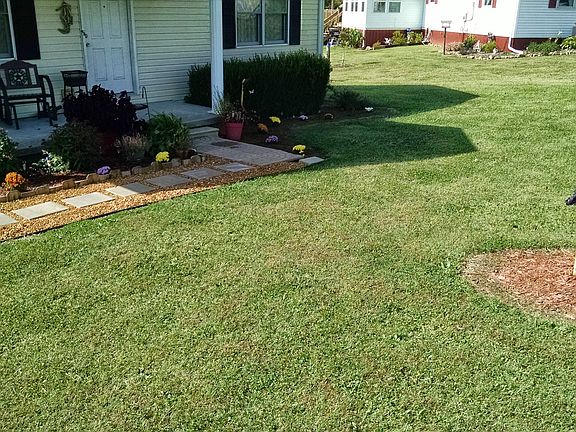 Front yard (Summer 2014)