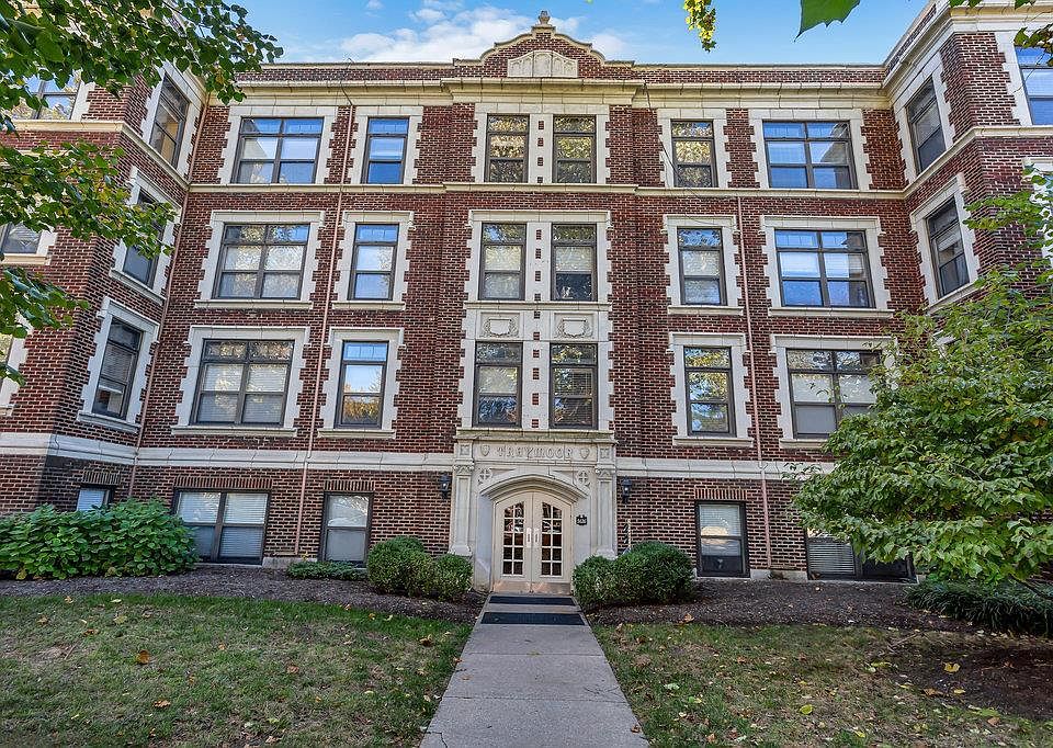 1st image of 5636 Waterman Blvd APT 12