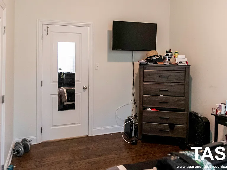 1856 N Humboldt Blvd #2N — Photo 4