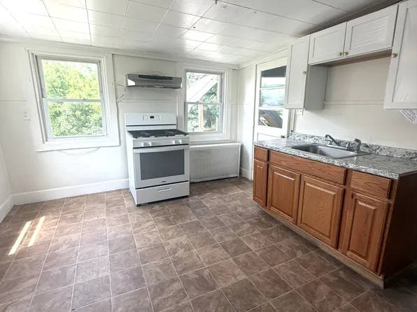 1431 Sanderson Ave, Scranton, PA 18509