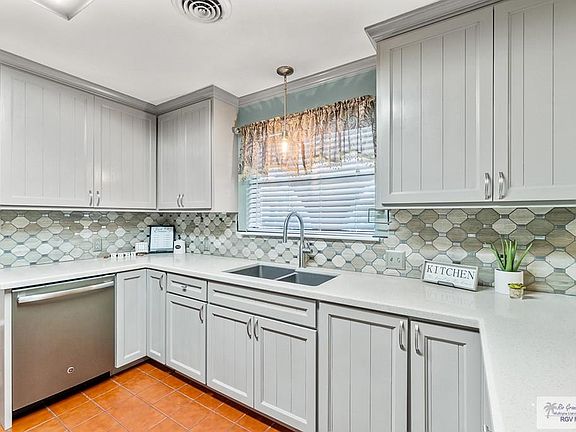 5th image of 5325 Palm Valley Dr S