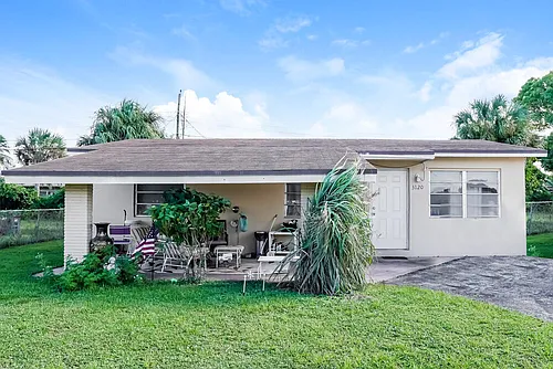 3120 NW 5th Ct Photo 1
